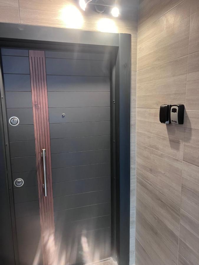 Jacuzzi Suites 2 Tesalonika Bagian luar foto